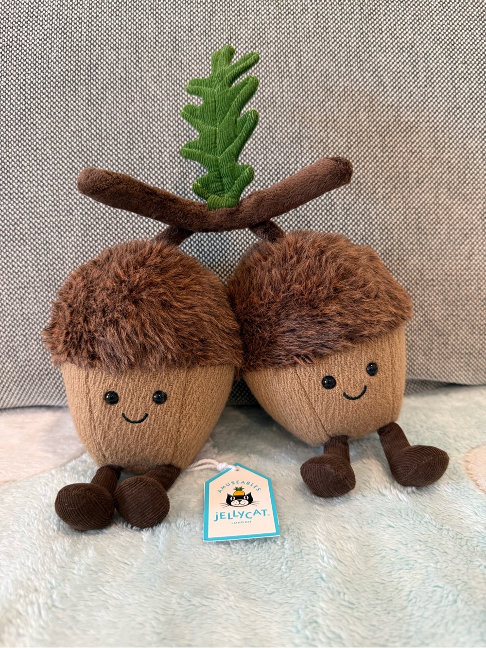 Jellycat Ort & Tum Acorns BNWT - Authentic
